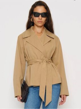 NWD Reformation Jaden Cropped Camel Trench Coat (Missing Belt)